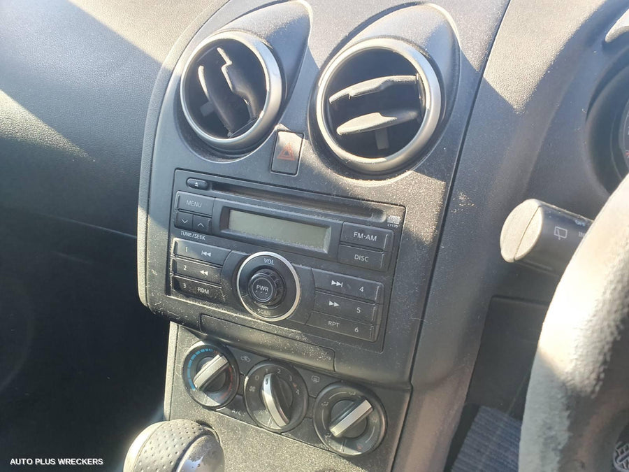 2008 Nissan Dualis Radiator Support