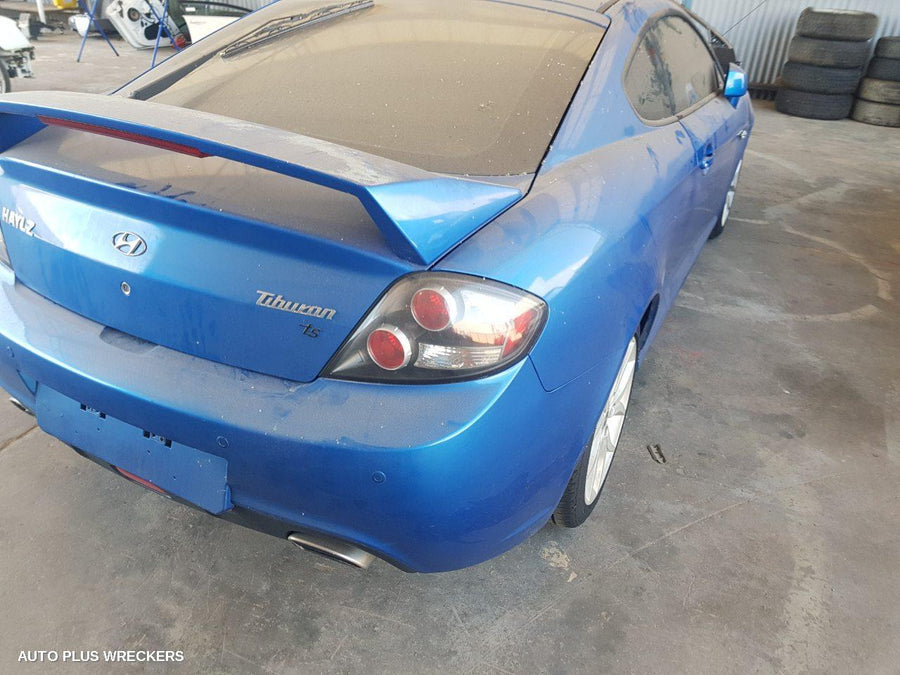 2002-2010 Hyundai Tiburon Right Front Door Window