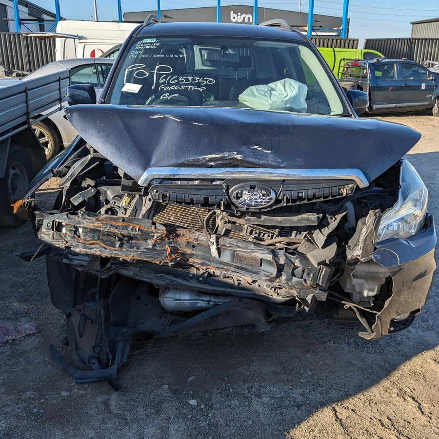 2015 Subaru Forester Left Taillight
