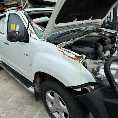 2012-2015 Isuzu Dmax Right Indicator Fog Side