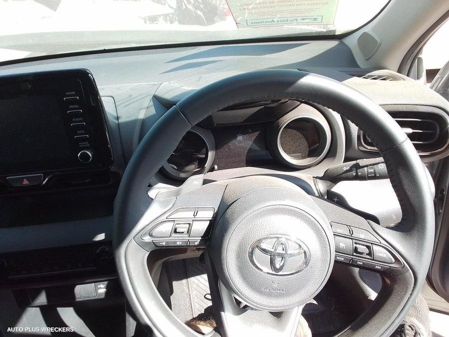 2022 Toyota Yaris Cross Right Door Mirror