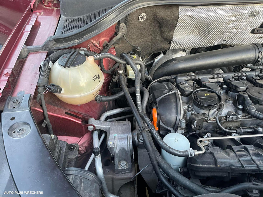 2009 Volkswagen Tiguan Left Headlamp