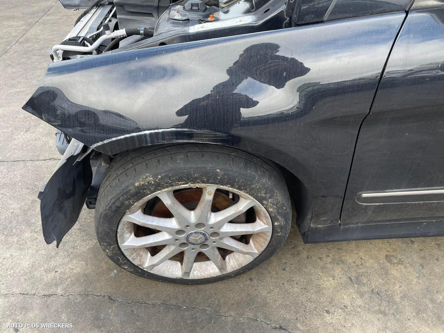 2007 MERCEDES B CLASS LEFT REAR DOOR SLIDING