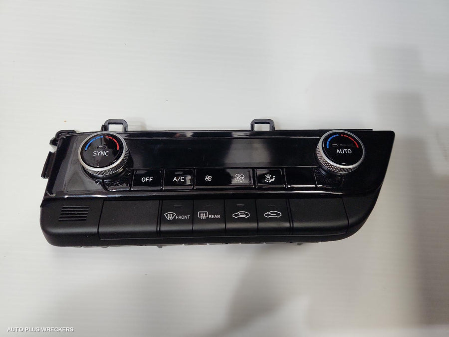 2020-2026 Hyundai I30 Heater Ac Controls