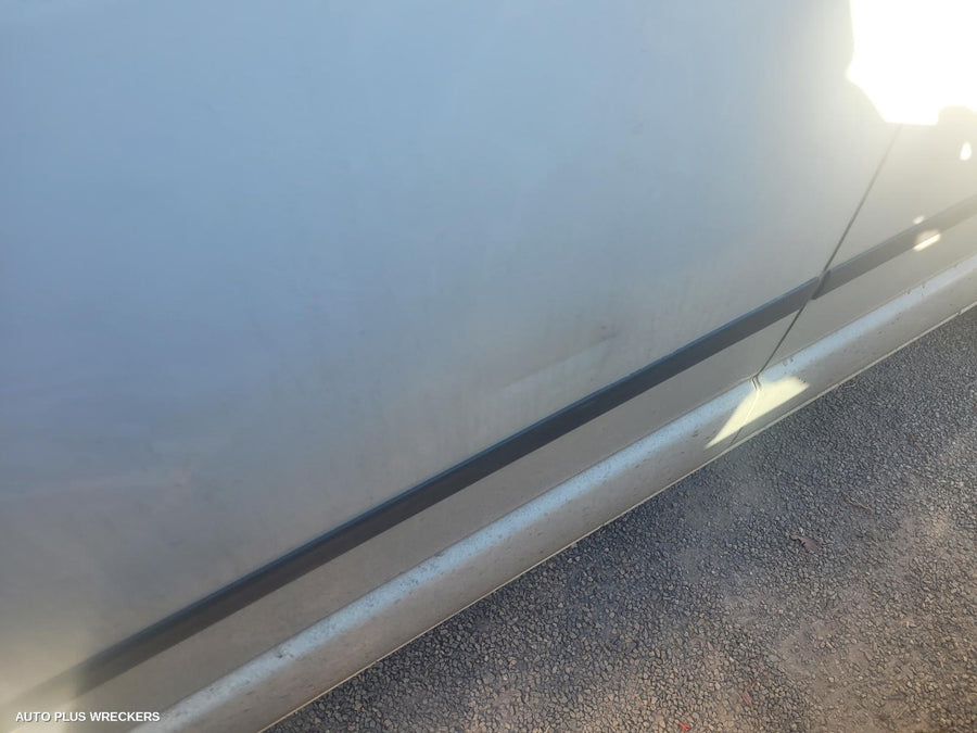 2011 Toyota Hiace Right Front Window Reg Motor