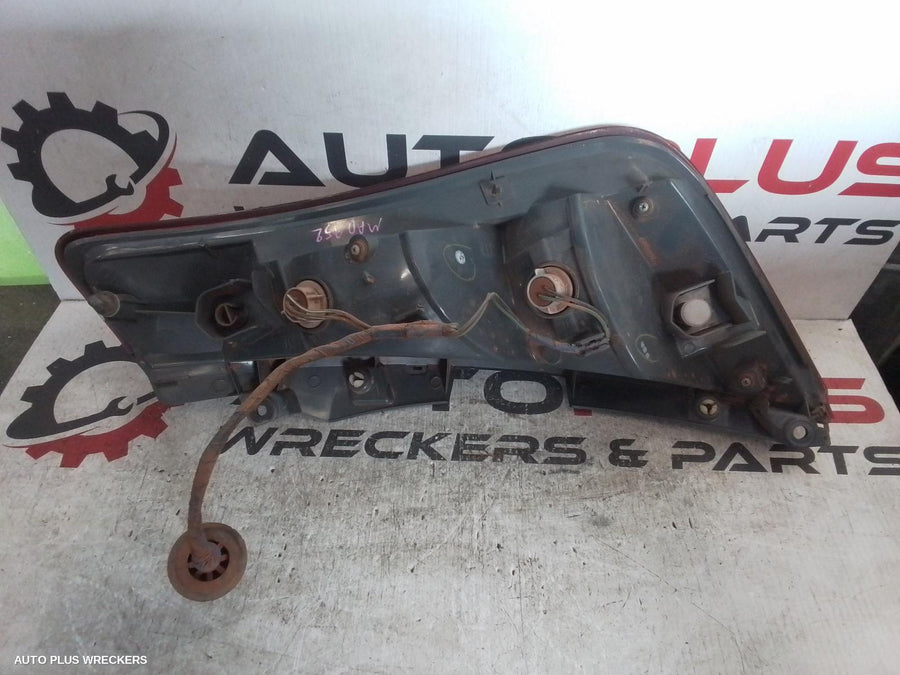 2005 Nissan Murano Left Taillight