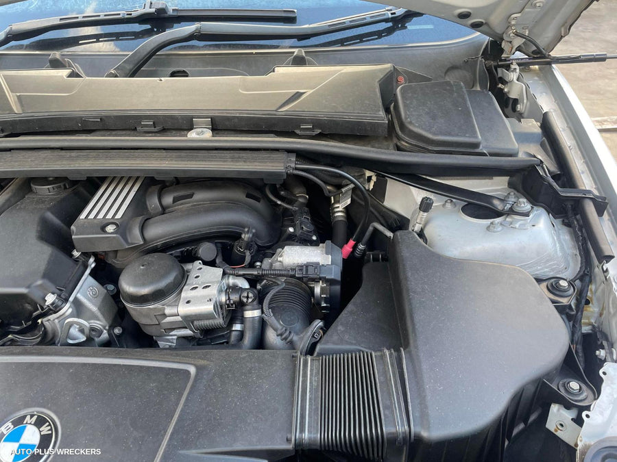 2008 Bmw 3 Series Washer Bottle