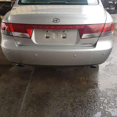 2007 Hyundai Grandeur Bonnet