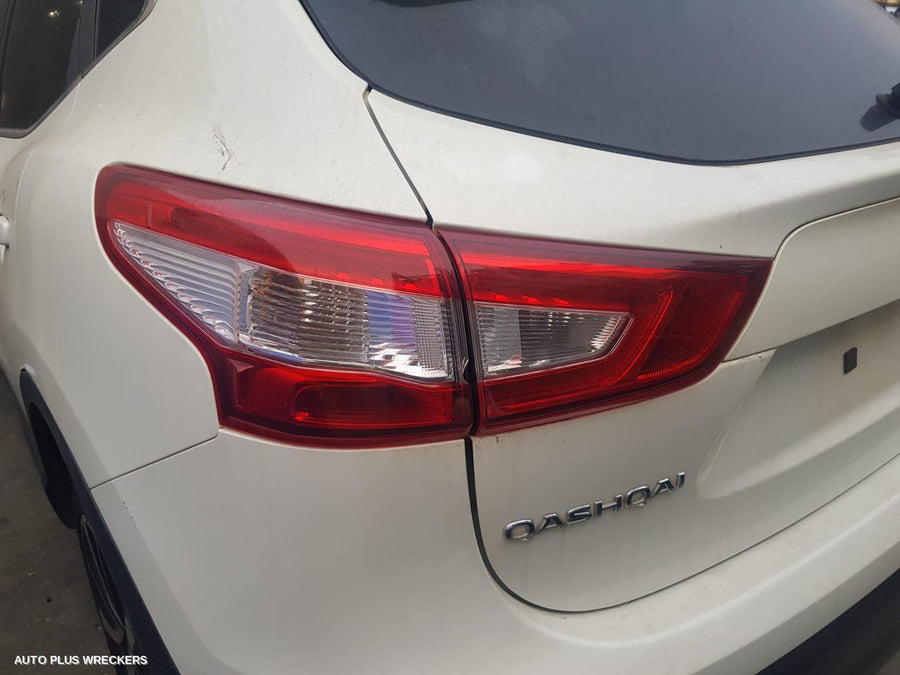 2017 Nissan Qashqai Left Front Window Reg Motor