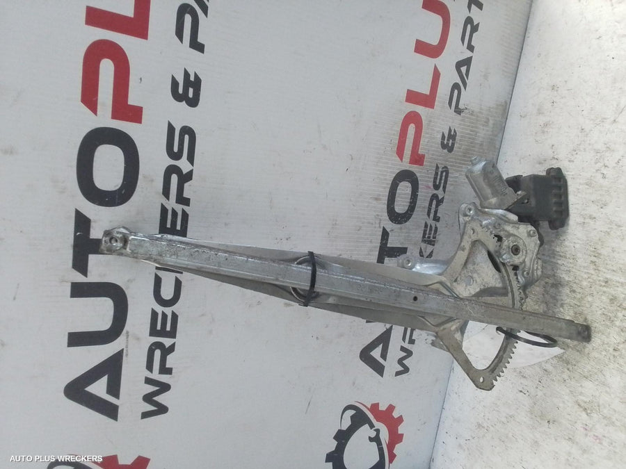 2006-2012 Toyota Aurion Right Front Window Reg Motor