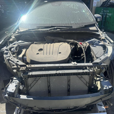 2017-2025 Volvo Xc60 Rear Garnish