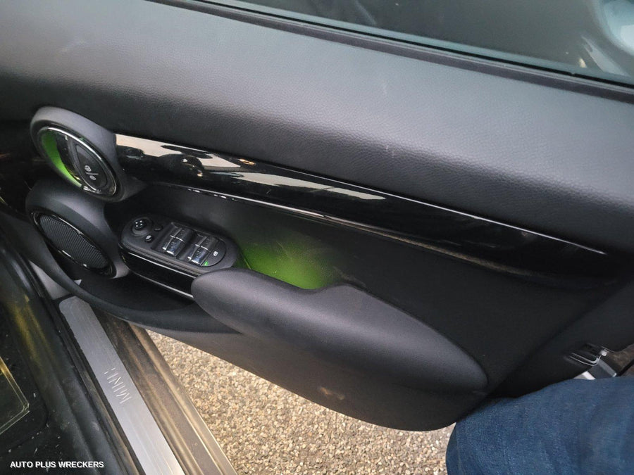 2019 Mini Cooper Caliper