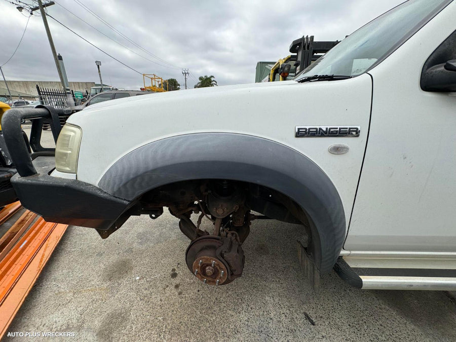 2009 Ford Ranger Left Front Door