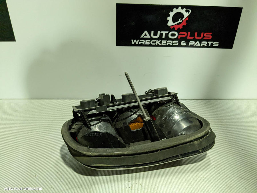 2003 Mini Cooper Left Taillight