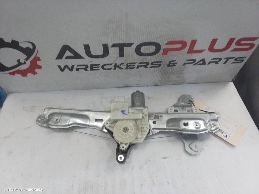 2017-2021 Nissan Qashqai Left Rear Wnd Reg Motor