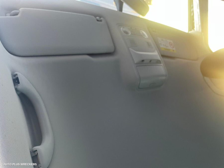 2016 Skoda Yeti Left Door Mirror