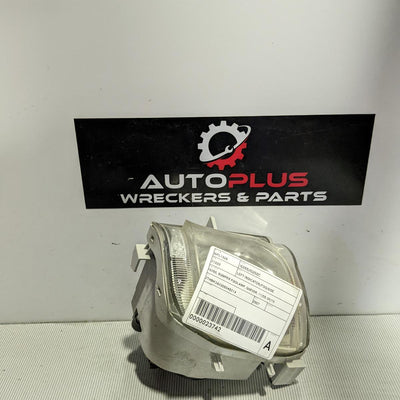 2005-2010 Lexus Is250/is250c Left Indicator Fog Side