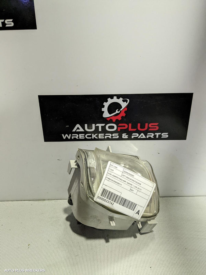 2007 Lexus Is250/is250c Left Indicator Fog Side