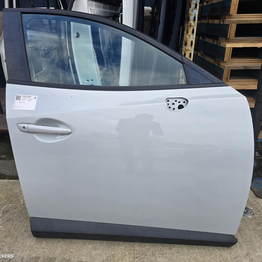 2015-2026 Mazda Cx3 Right Front Door