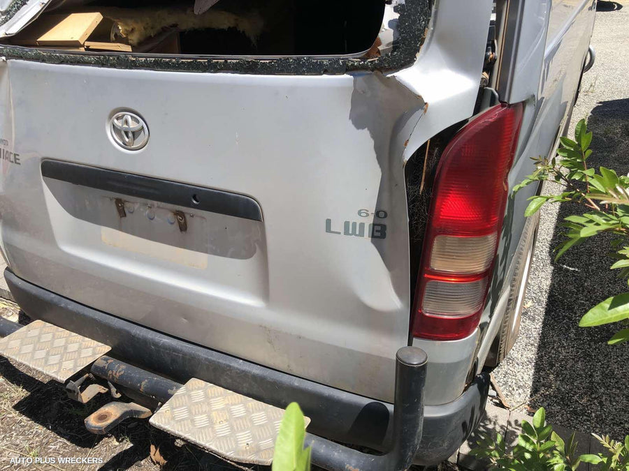 2012 Toyota Hiace Left Guard