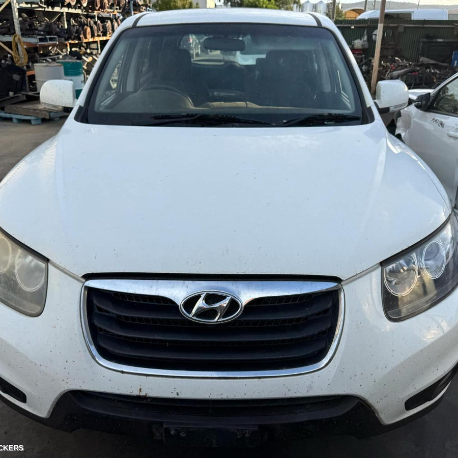 2010 Hyundai Santa Fe Air Cleaner Box