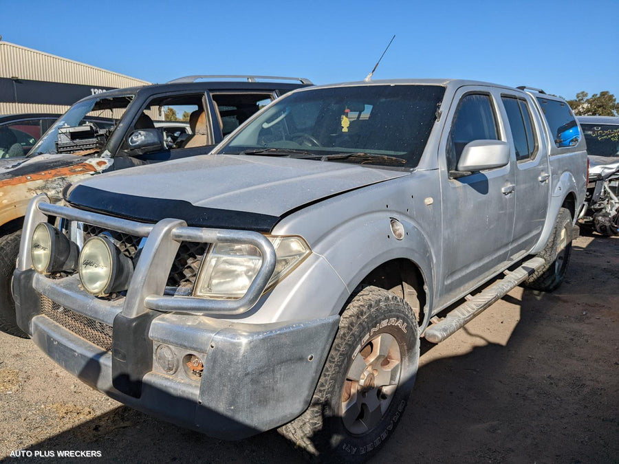 2007 Nissan Navara Right Guard