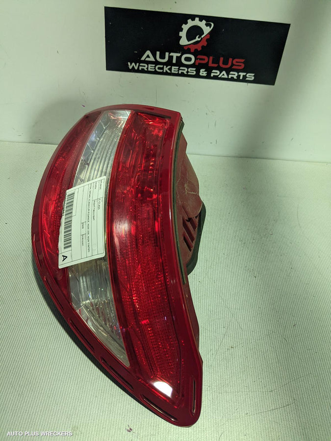 2008 MERCEDES C CLASS RIGHT TAILLIGHT