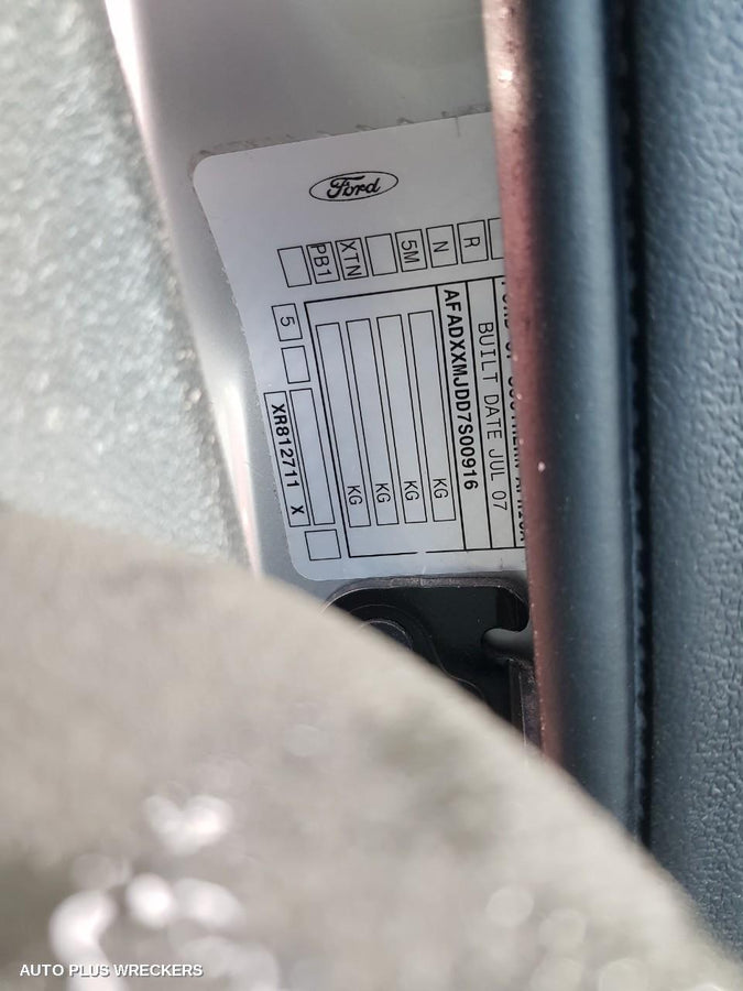 2005-2007 Ford Focus Right Taillight