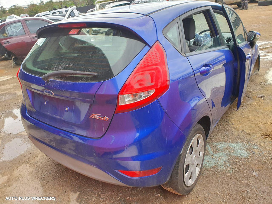2011 Ford Fiesta Left Front Door