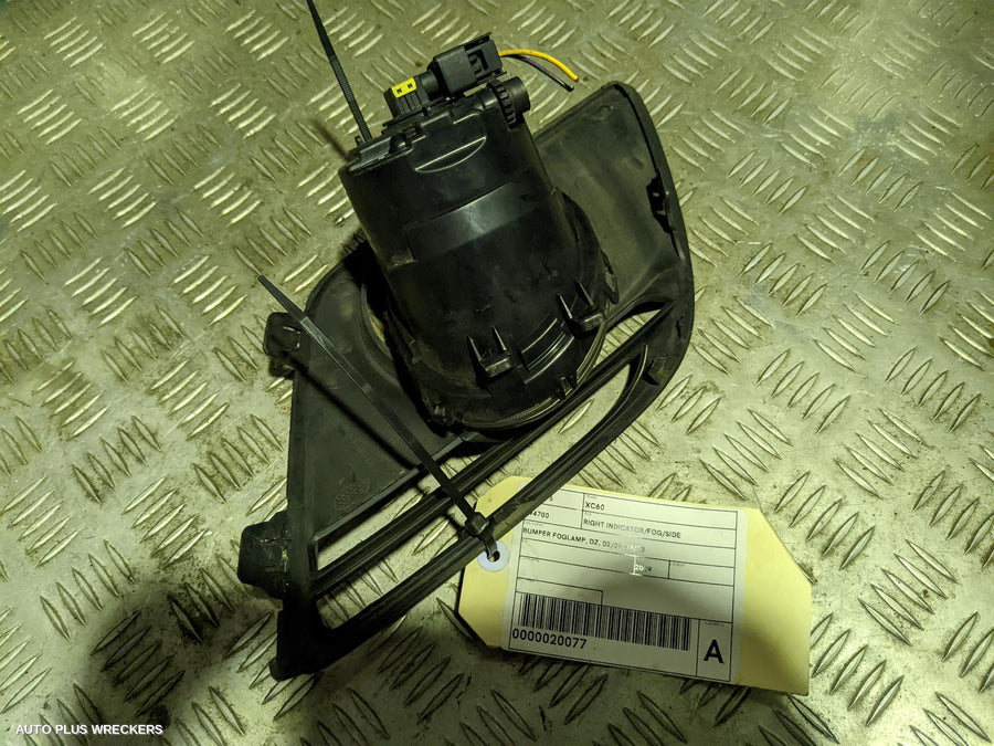 2009 Volvo Xc60 Right Indicator Fog Side