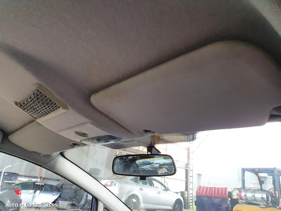 2011 Ford Fiesta Right Rear Door Sliding