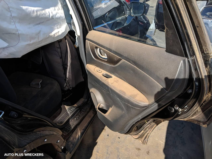 2014 Nissan Xtrail Sunvisor