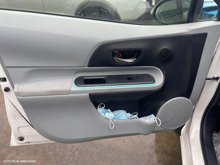 2012 Toyota Prius Left Rear Door Window