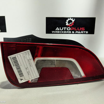 2014 Volkswagen Up Right Taillight