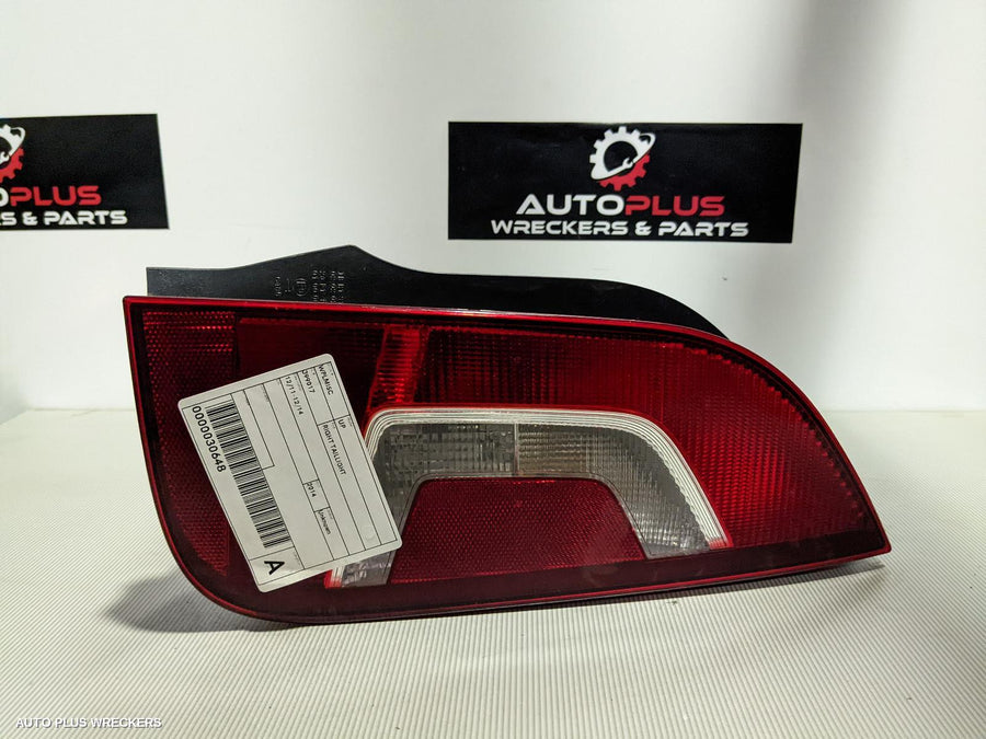 2014 Volkswagen Up Right Taillight
