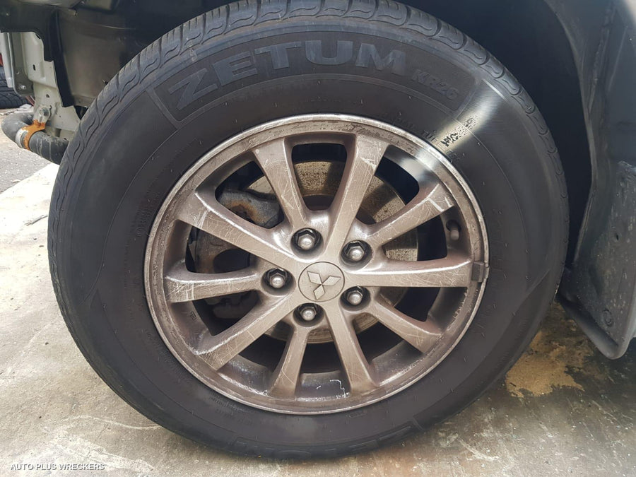 2011 MITSUBISHI ASX DOOR HANDLE