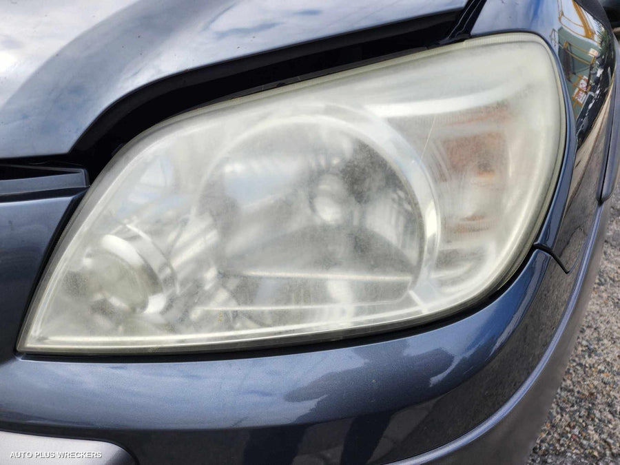2001-2006 Mazda Tribute Grille