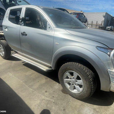 2015-2023 Mitsubishi Triton Radiator
