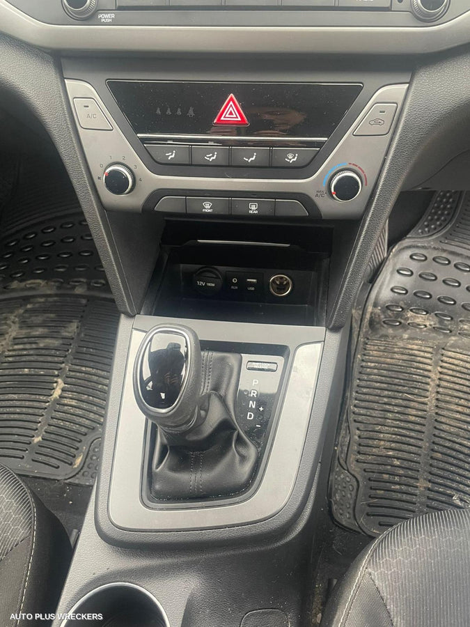 2017 Hyundai Elantra Left Door Mirror