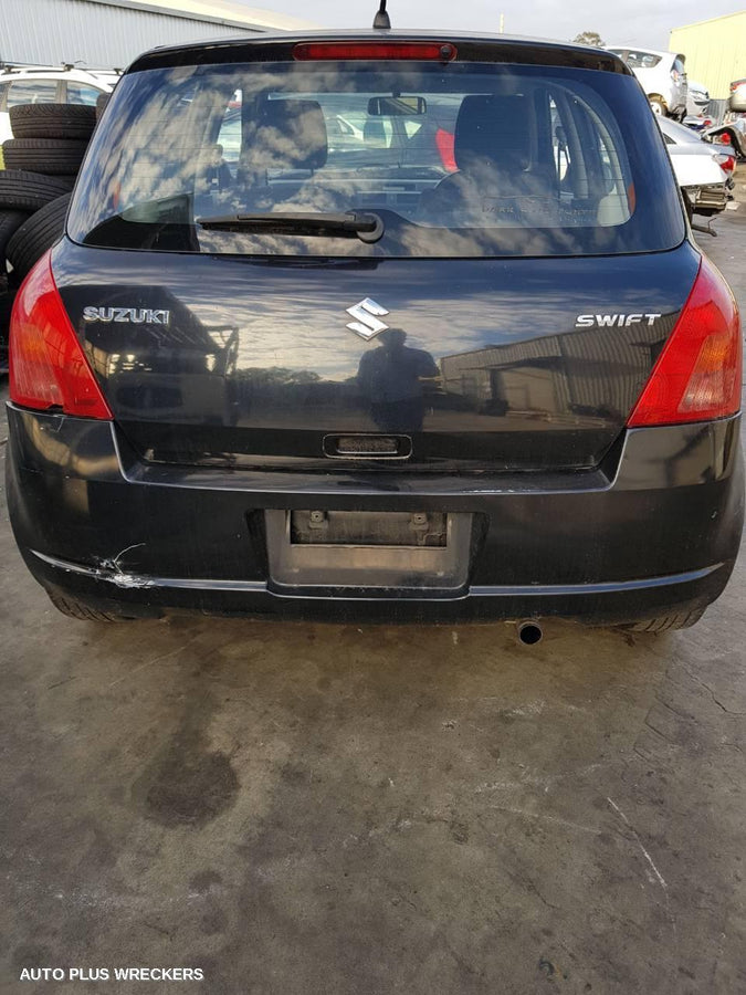 2004-2011 Suzuki Swift Left Door Mirror