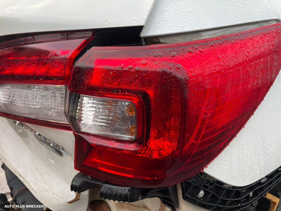 2019 Subaru Outback Right Front Door Window