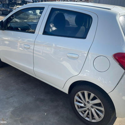 2014 Mitsubishi Mirage Sunvisor