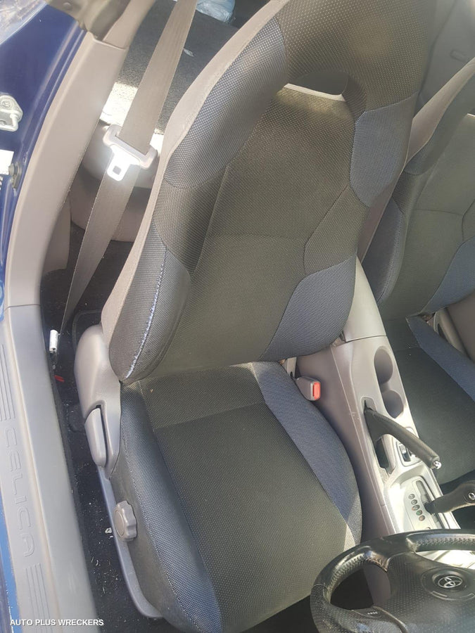 2000 Toyota Celica Fan