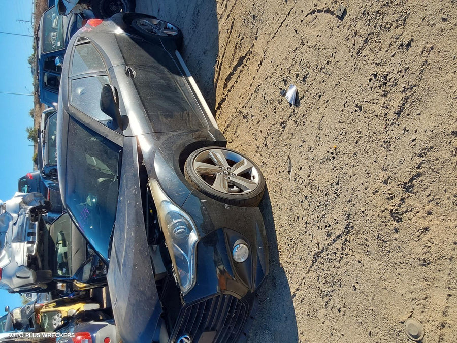 2013 Hyundai Veloster Left Rear Door Sliding