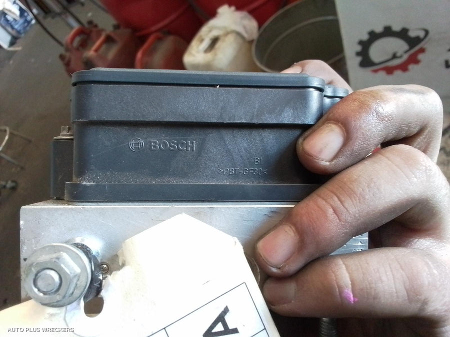 2013-2021 Nissan Qashqai Abs Pump Modulator