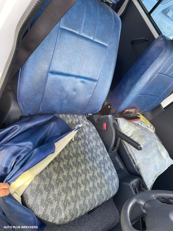 2007 Suzuki Apv Left Rear Door Sliding