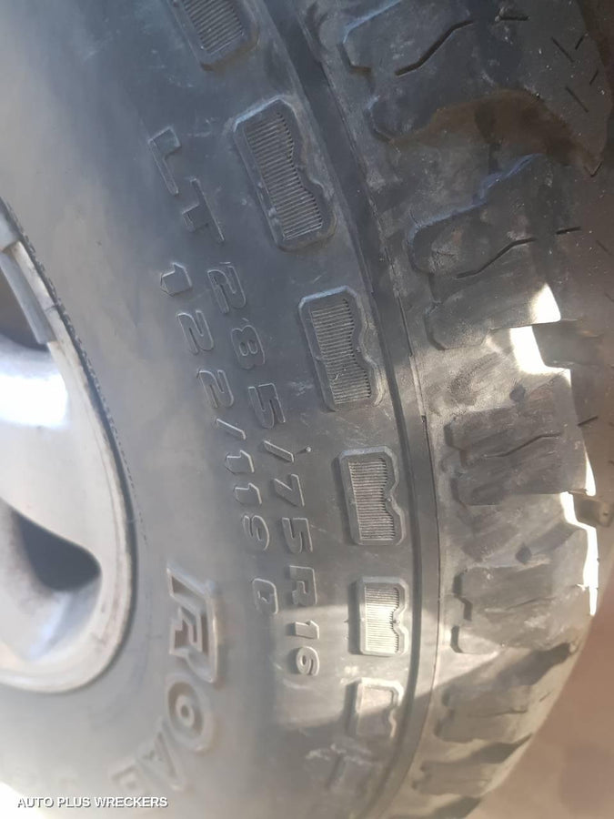 1998 Toyota Landcruiser Left Rear 1 4 Door Glass