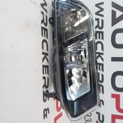 2014-2017 Volkswagen Polo Right Indicator Fog Side