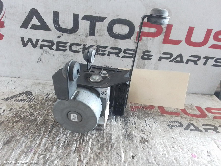 2016-2020 Ford Escape Abs Pump Modulator