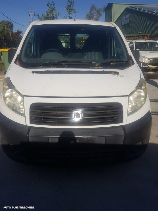 2013 Fiat Scudo Left Front Door